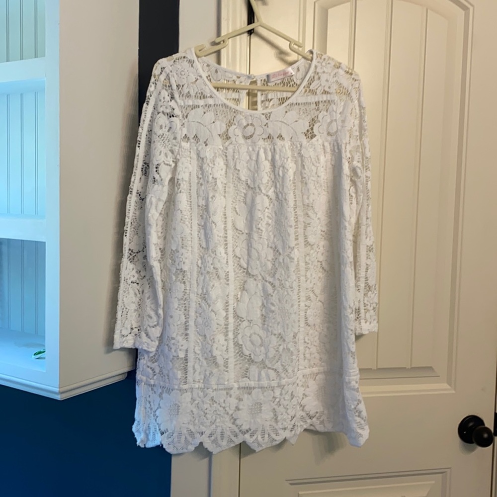 White lace dress